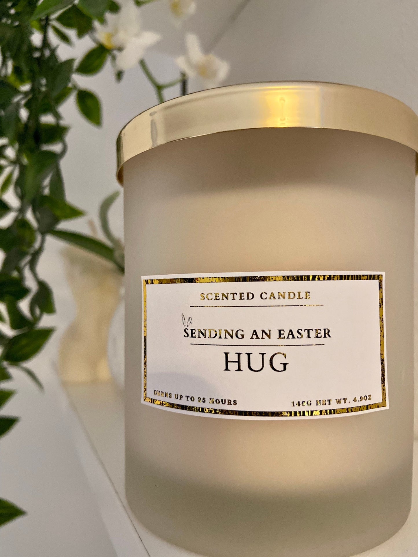 Sending An Easter Hug Candle