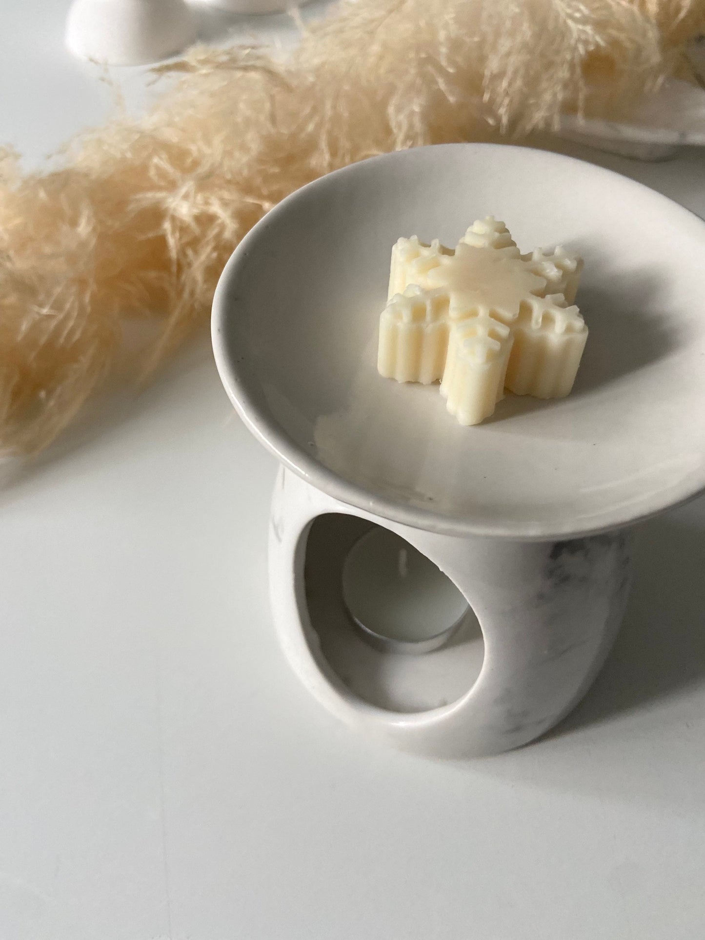 Snowflake Soy Wax Melts | Winter Wax Melts | Wax Melts | Christmas Gift | Sock Fillers | Snowflake Wax Melts | Seasonal Wax Melts