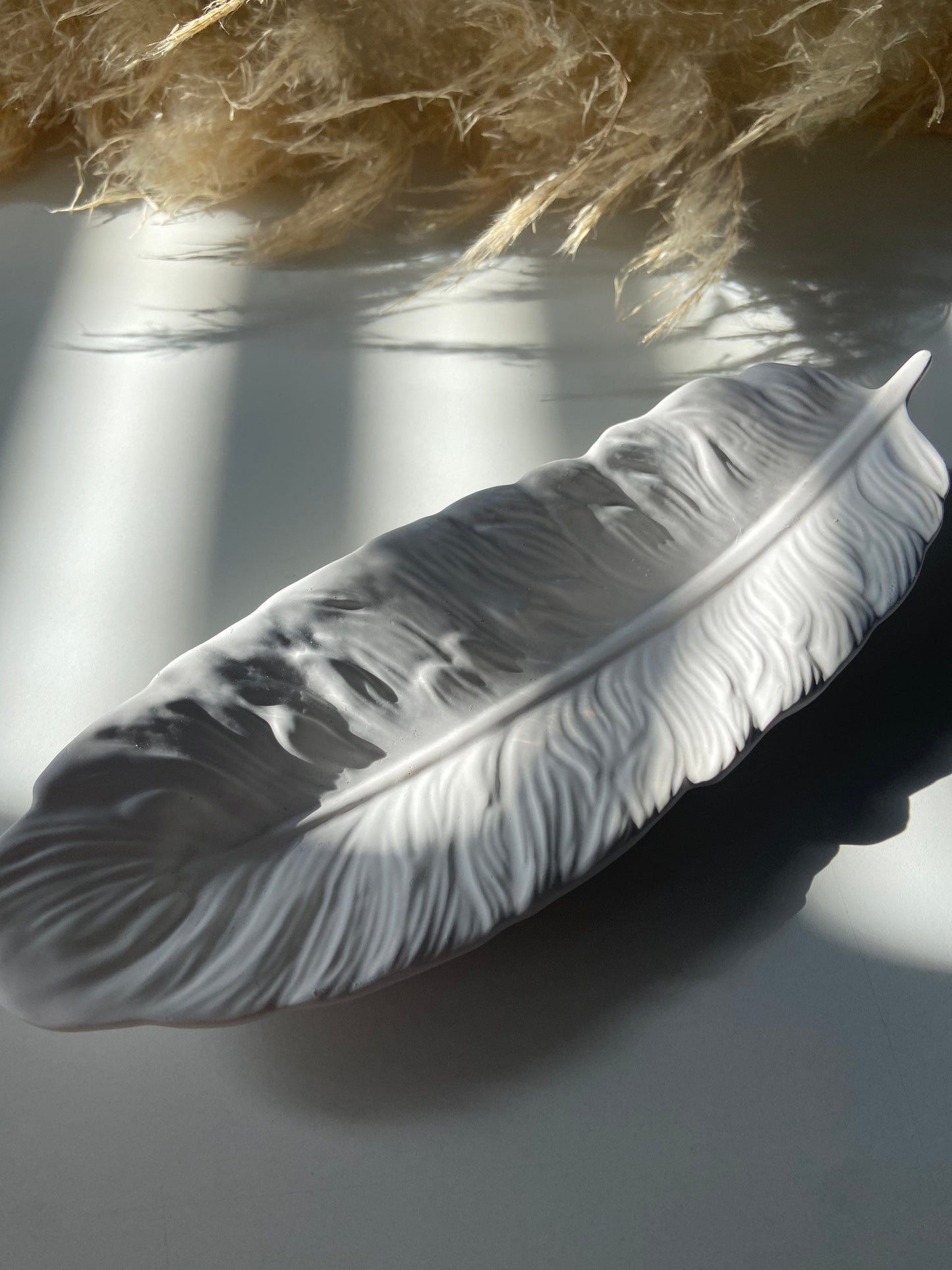 Feather Tray | Concrete Feather Tray | Trinket Tray | Trinket Dish | Jewellery Tray | Nightstand Tray | Elegant Aesthetic Tray