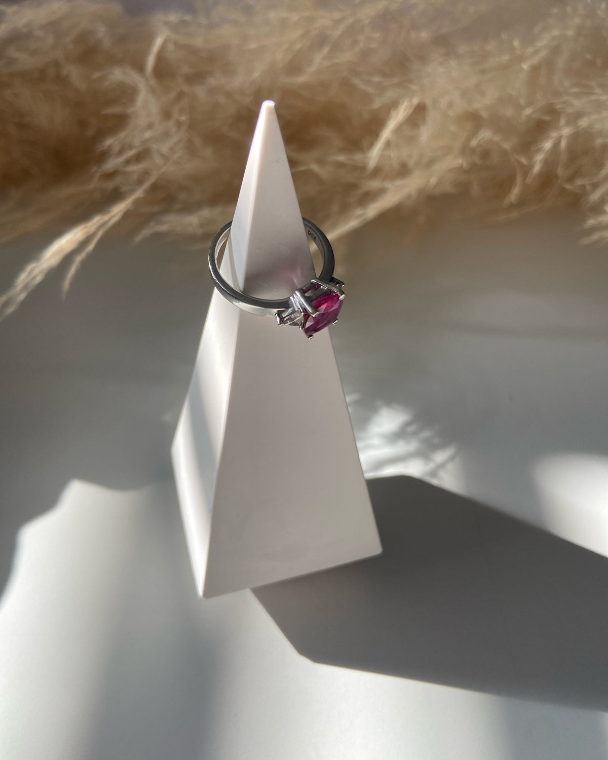 Concrete Ring Holder